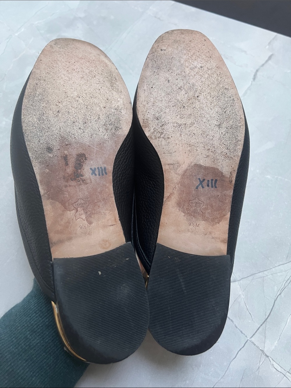 Tory Burch Jessa Backless Loafers in black pebbled leather - Picture 5 of 8